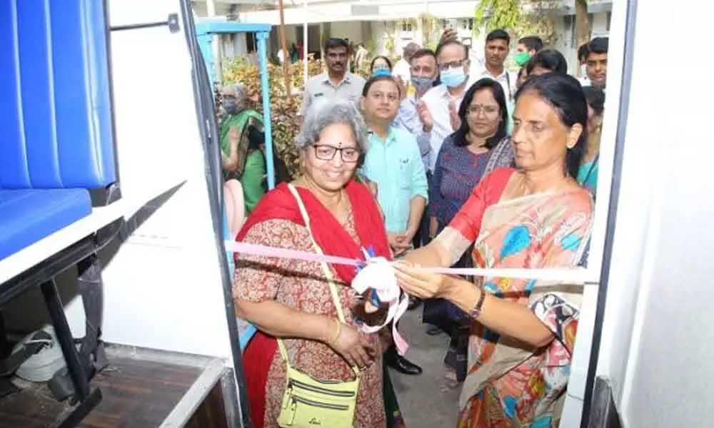 Sabitha inaugurates KVRSS mobile science lab