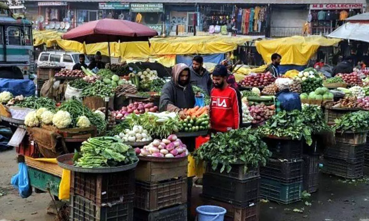 Inflation hits high amid sluggish IIP