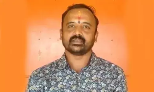 Contractor ends life in Udupi, holds minister Eshwarappa responsible