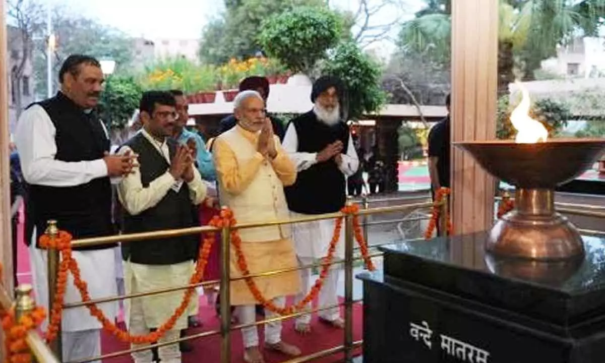 PM Modi pays tributes to Jallianwala Bagh massacre victims