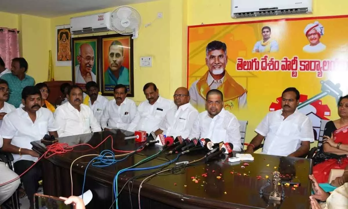 TDP State BC cell president Kollu Ravindra addressing a press conference in Kurnool on Wednesday
