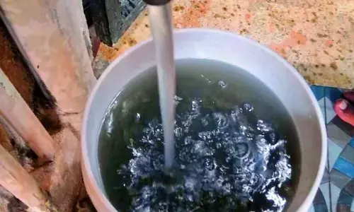 Dirty water lands 100 in city hospitals