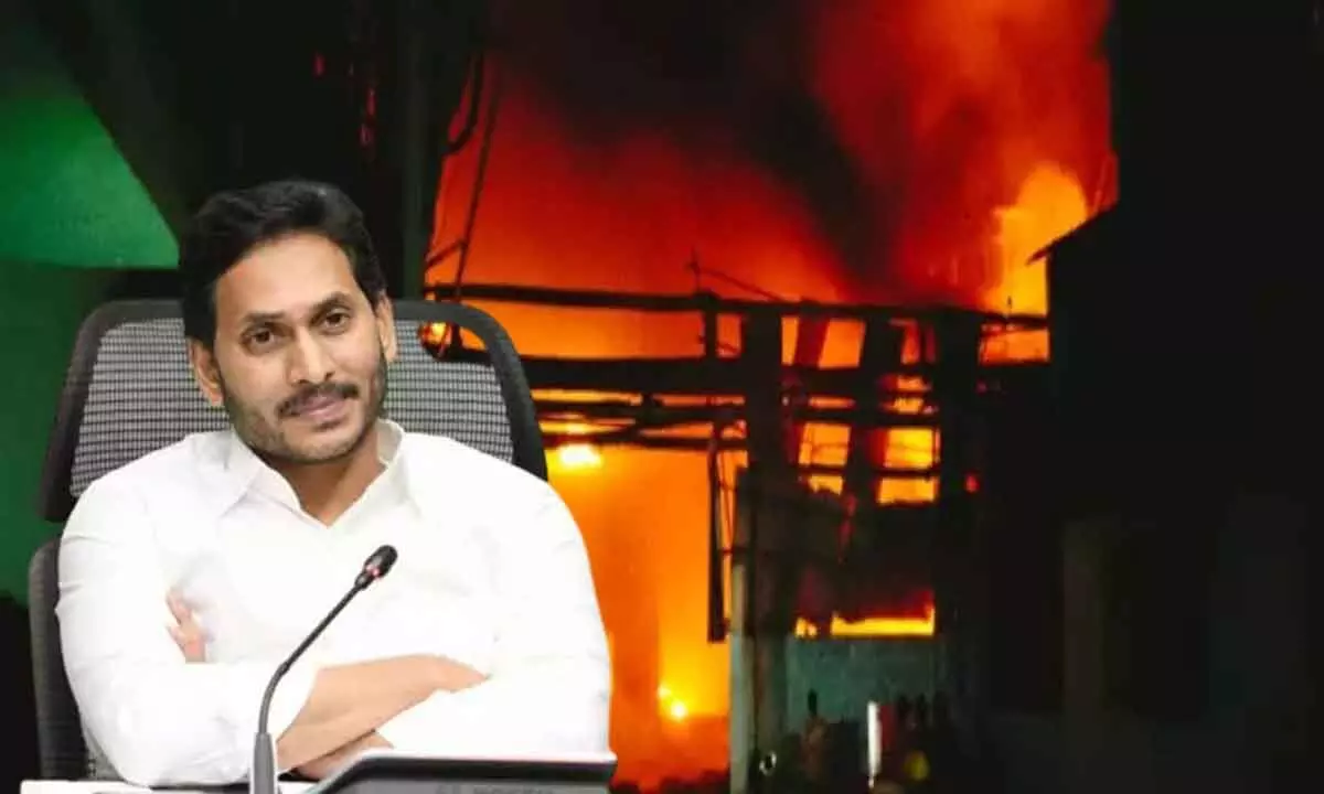 YS Jagan announces ex-gratia for fire accident victims in Eluru, orders for an inquiry