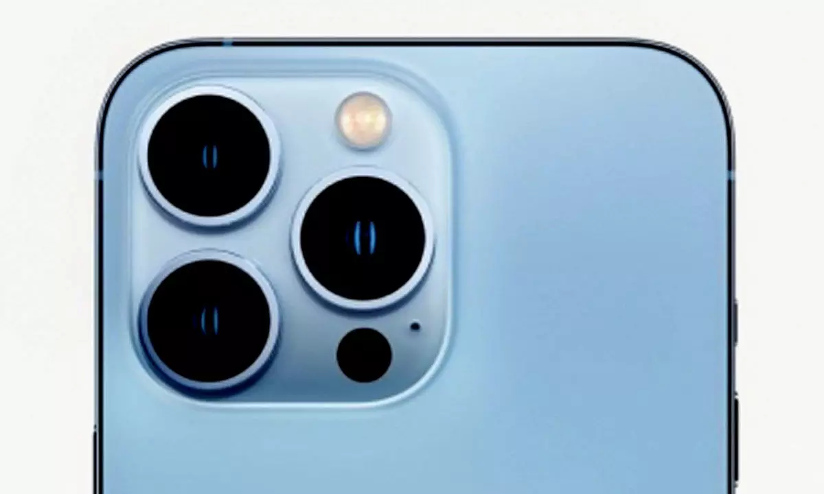 Apple likely taps LG, Jahwa for iPhone 15 periscope camera