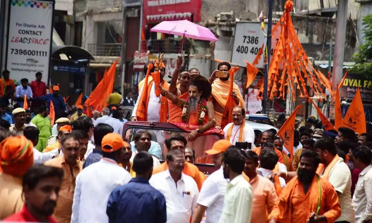Hyderabad: Hanuman Jayanthi Vijaya Yatra held peacefully