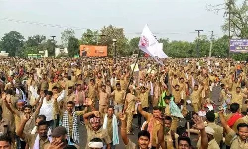 Drivers stage protest seeking special law for protection