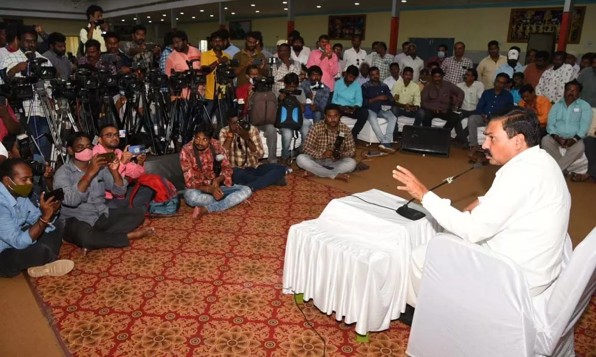 Agriculture Minister K Govardhan Reddy addressing the media at Nellore on Tuesday during Meet the Press