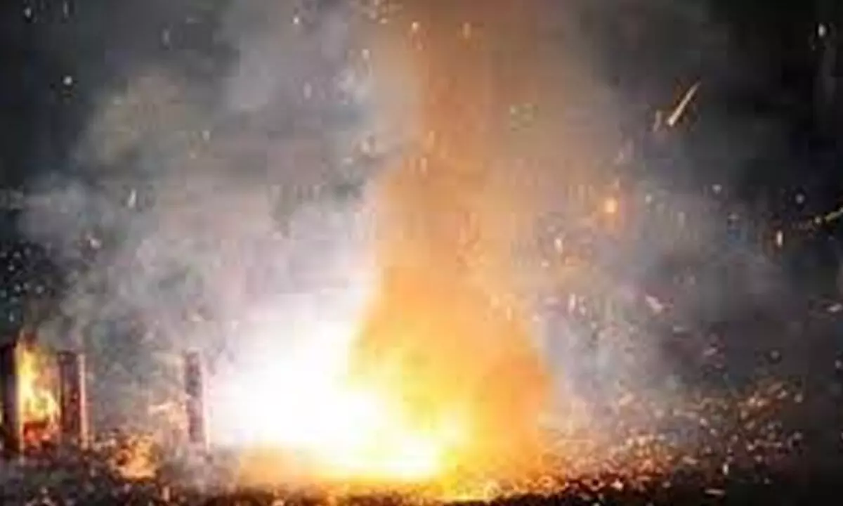 One dead in crackers explosion