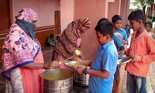 Akshaya Patra, Huawei collaborate to distribute 9,130 family happiness kits