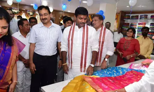 Handloom sector needs to become self-sufficient: Minister Gudivada Amarnath