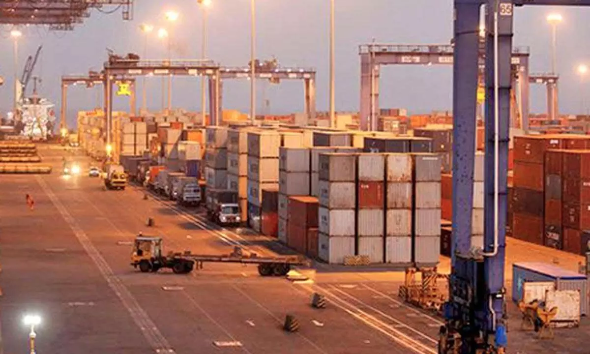 Vizag port can become gateway for Telangana