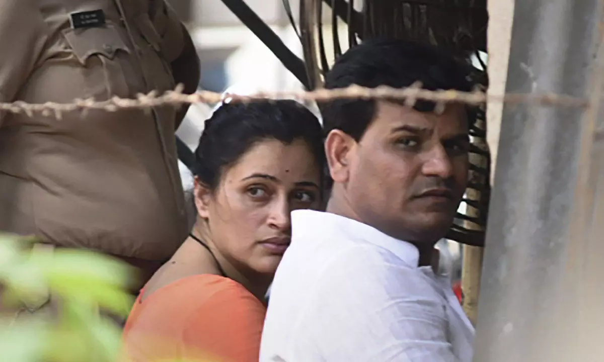 MP Navneet Rana at Santacruz Station, after she along with her husband Ravi Rana were arrested for promoting enmity between different groups on Saturday, in Mumbai on Sunday