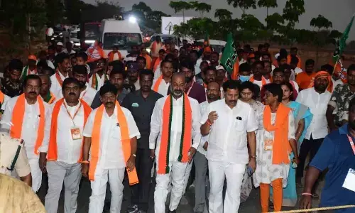 BJP chief suffers heat stress, but presses on