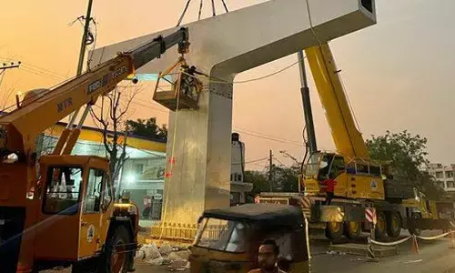 Pier cap of first steel bridge successfully completed