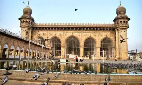 Over 8,000 Muslims to offer Eid prayers at Mecca Masjid