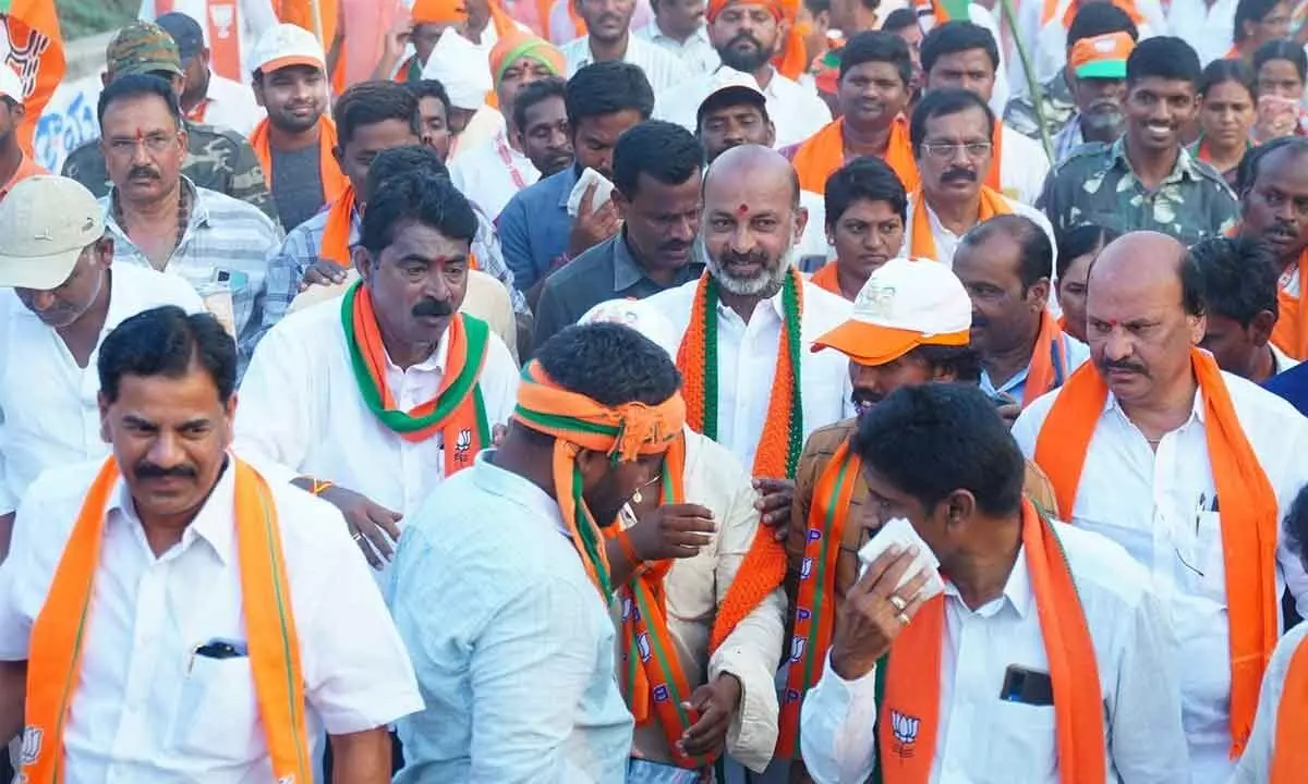 BJP State president Bandi Sanjay Kumar during his 12th day of Praja Sangrama Yatra in Makthal on Monday