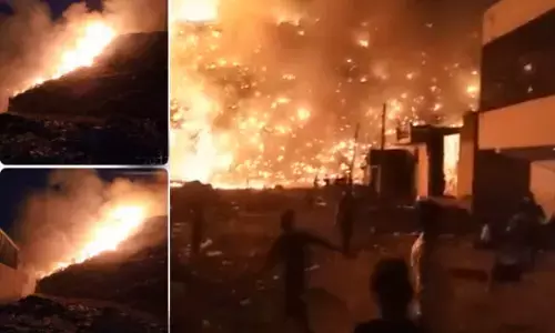 Massive fire breaks out at Bhalswa landfill site in Delhi