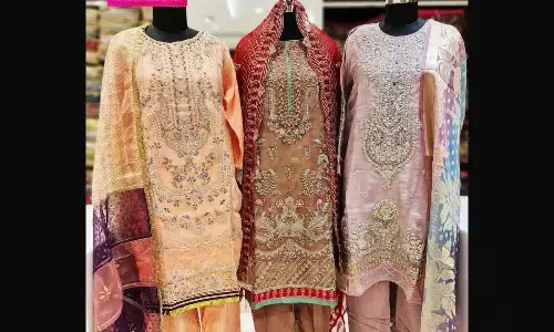 Sale of Pak suits goes up in Ramzan month