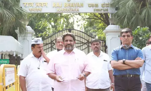 PSI exam scam: AAP urges guv to dismiss Home Minister