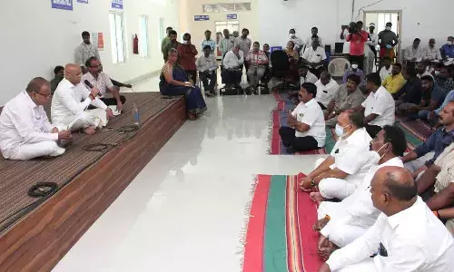 Shopkeepers join hands with TTD to make Tirumala plastic-free zone