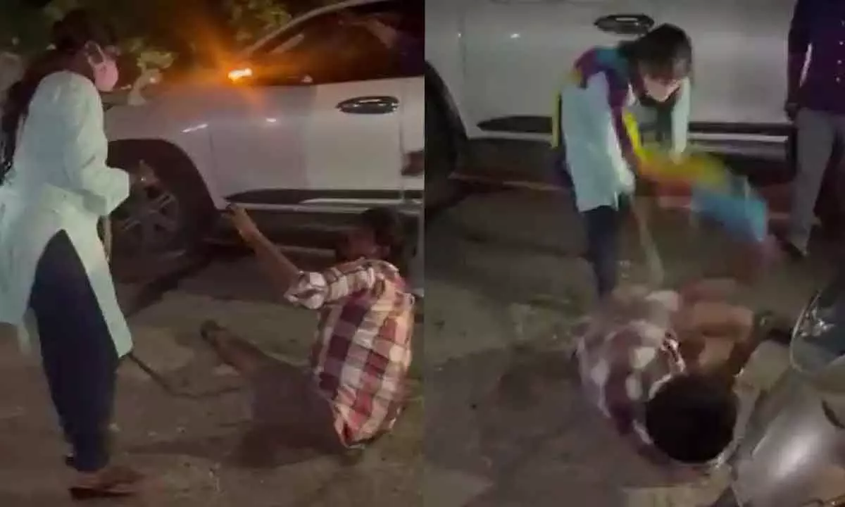 Men tries to assault a woman, beaten up in Vijayawada