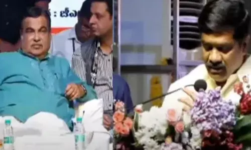 BJP workers behaved cheaply in presence of Union Mins: V Prashant Reddy