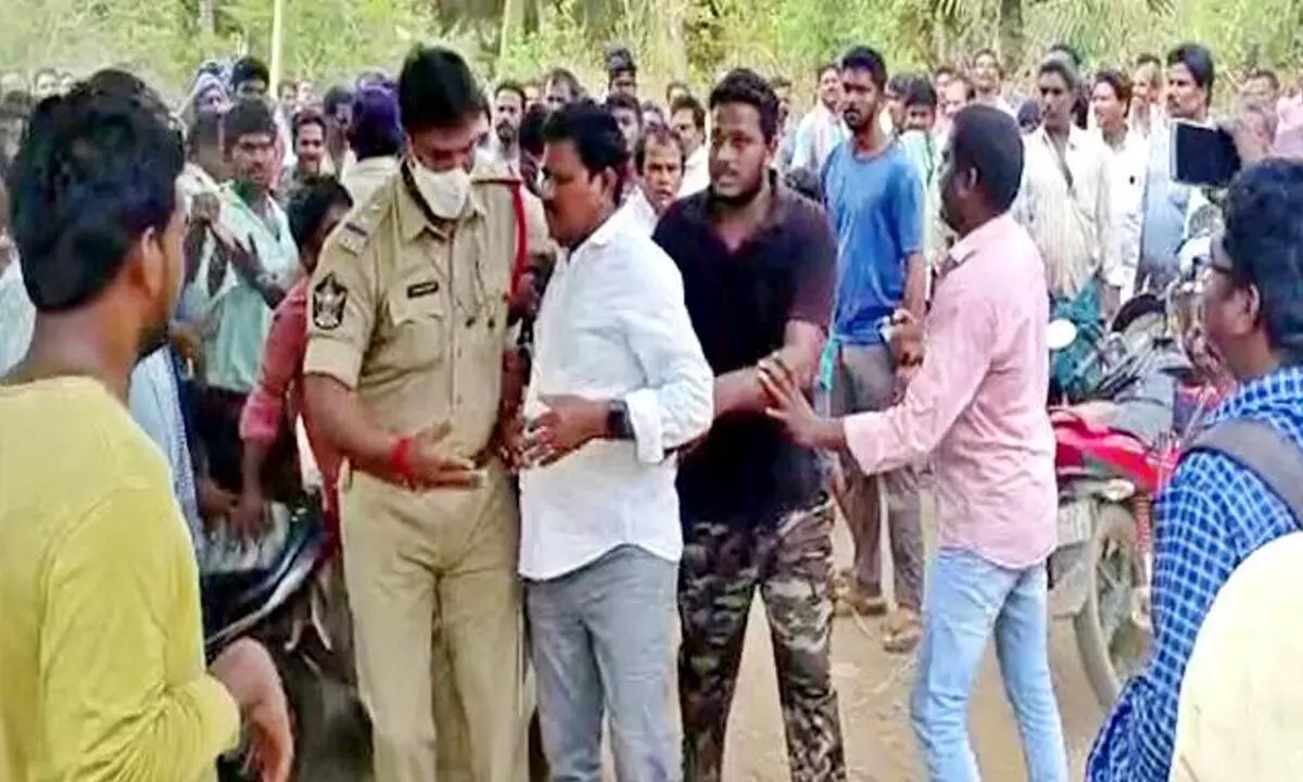 Irked villagers attack MLA over death of YSCRP leader
