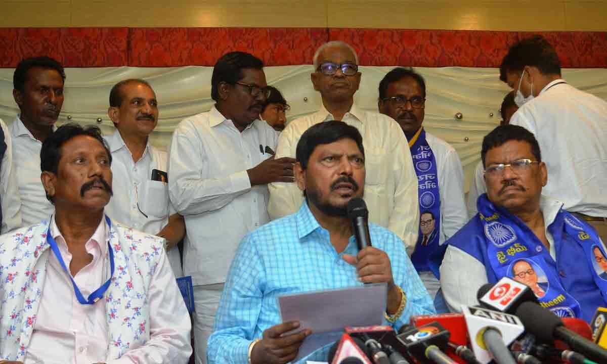 Defeating PM Modi is not child’s play: Athawale