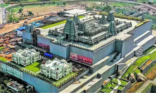 Rs 500 per hr parking fee at Yadagirigutta