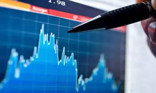 Nifty turns bearish amid volatility