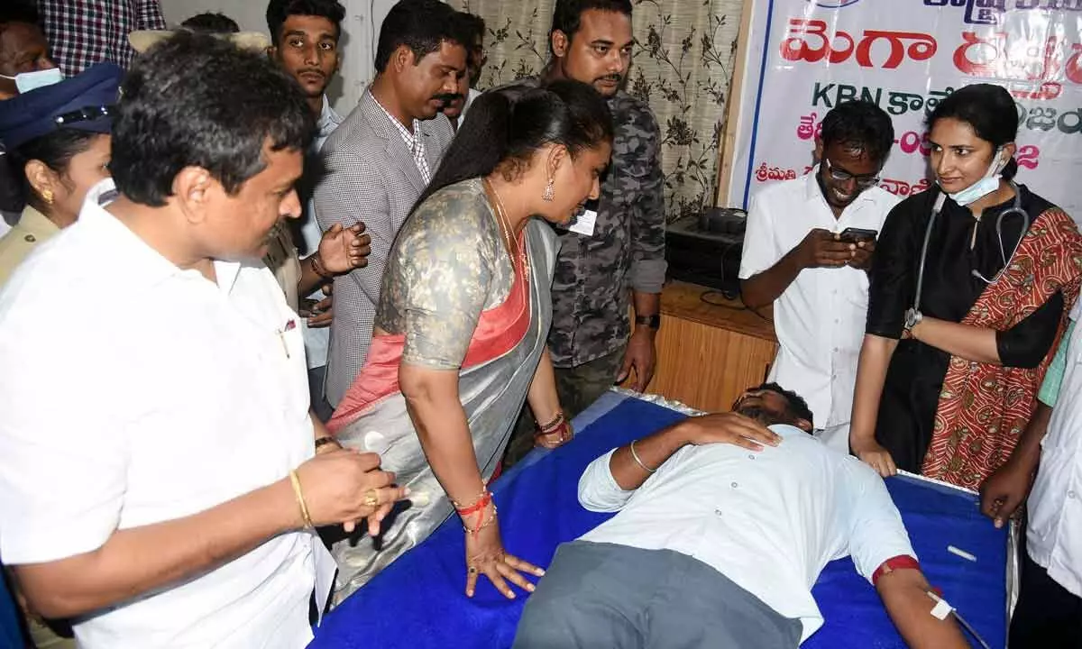 Vijayawada: Minister RK Roja lauds students as humanists