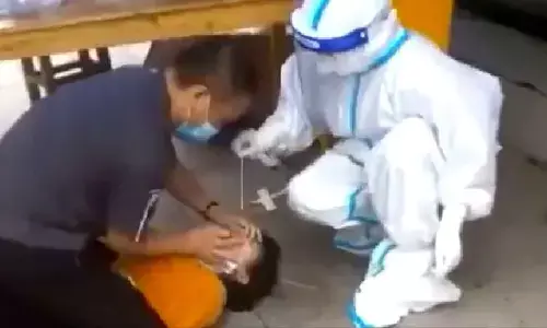 Many Twitter users were angry at the way the woman was treated.