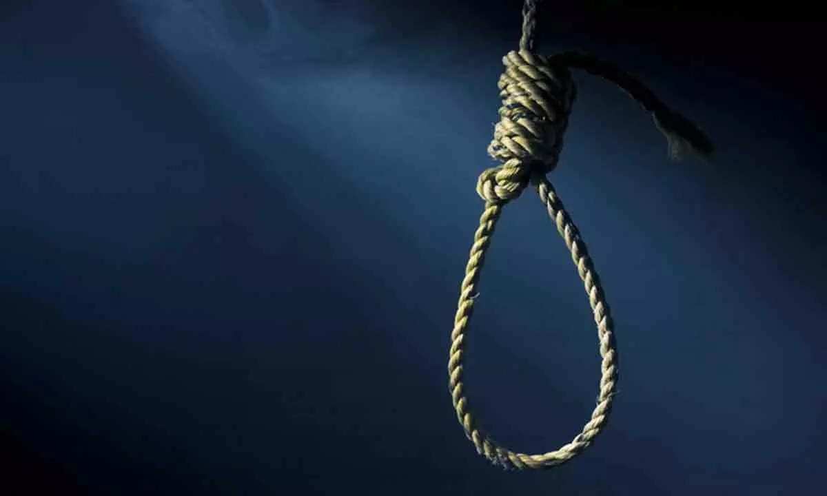 Woman hangs self after hubby refuses say no to movie