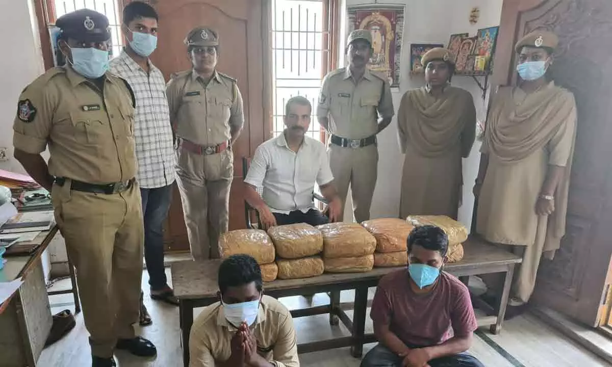 3,200 fortwin injections seized in Vizag