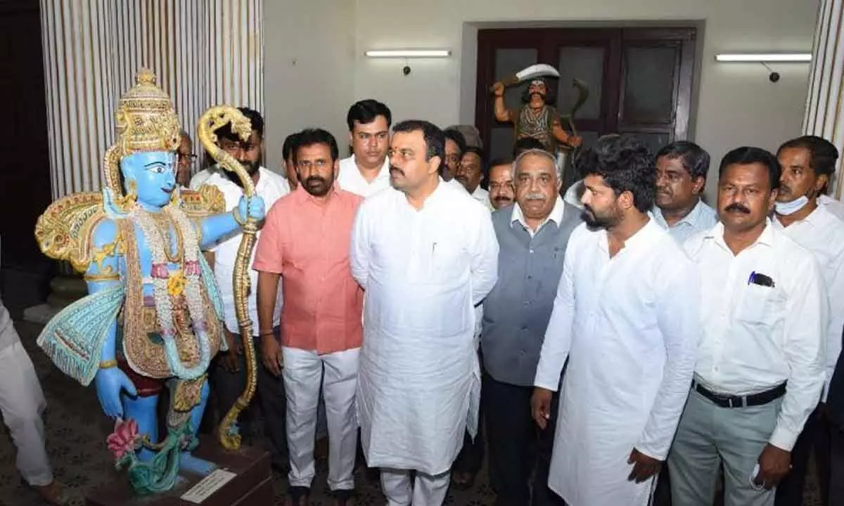 Minister Sunil Kumar vows to restore Jayalakshmi Vilas Mansion