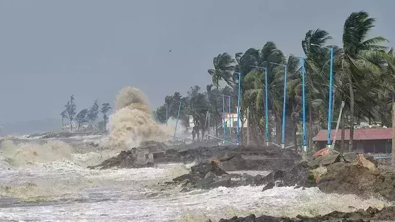 Cyclone Asani LIVE Updates: The Impact of the Severe Cyclone has increased