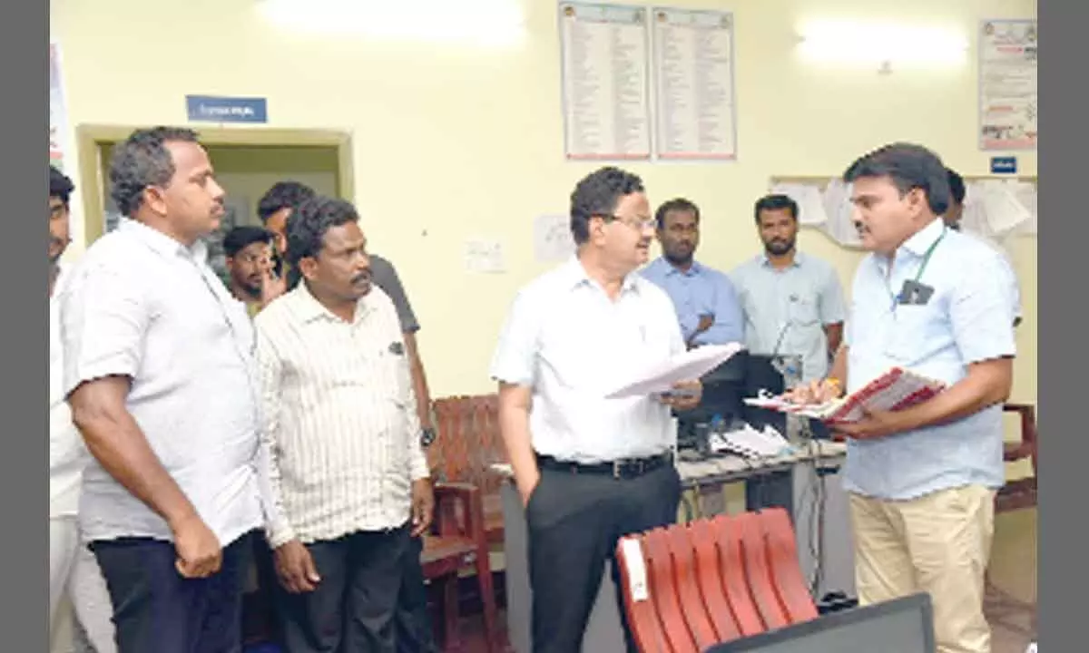 District Collector K Venkata Ramana Reddy inspecting Vedantapuram-1 secretariat in Tirupati on Monday