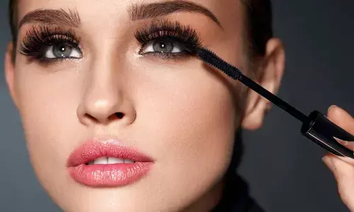 These makeup hacks make your eyes look bigger