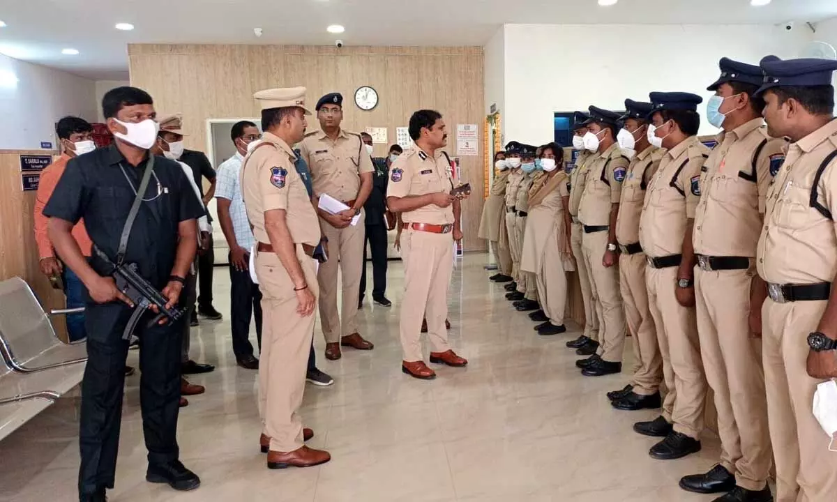 Cyberabad Police Commissioner Stephen Raveendra, on Tuesday conducted a surprise inspection at several police stations