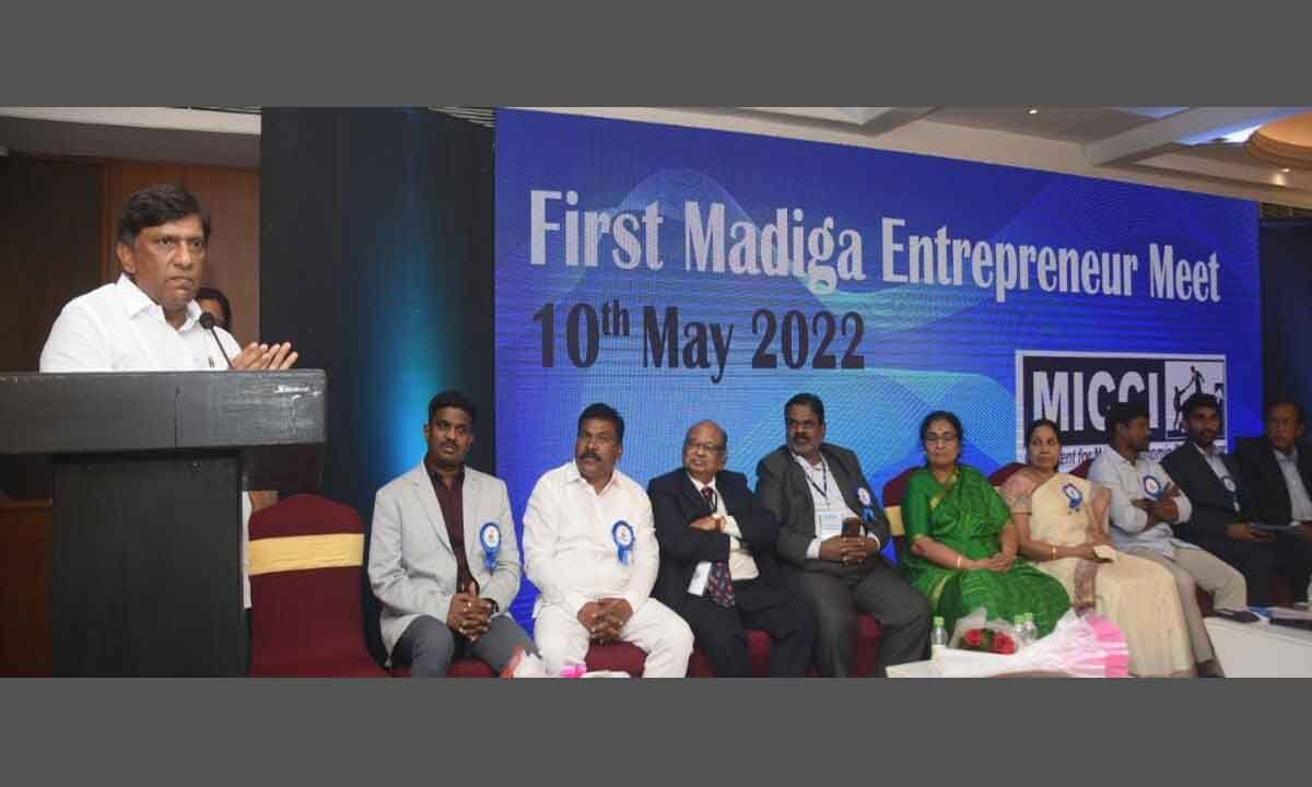 Hyderabad: Madiga entrepreneurs told to achieve self-sufficiency - The Hans India
