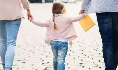 Adopting child directly from parents not offence: Karnataka High Court