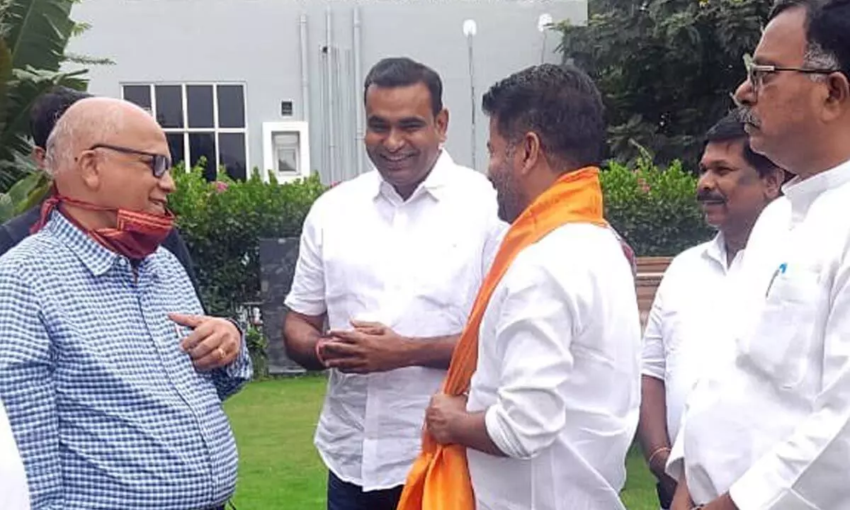 Former Goa CM Digambar Kamat meets Revanth Reddy