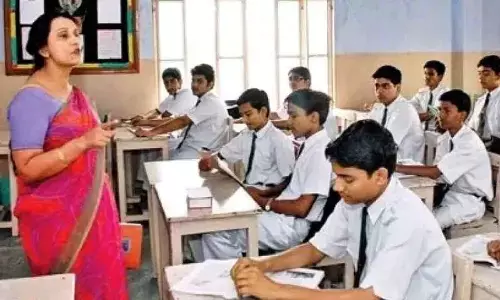 Private teachers still getting half pay