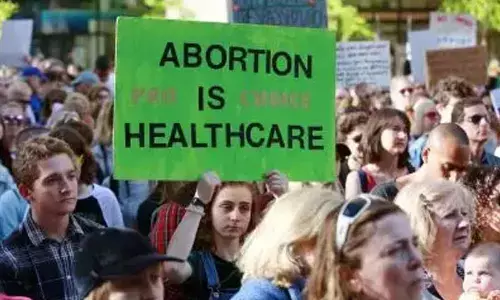 Canada strengthens access to abortion services