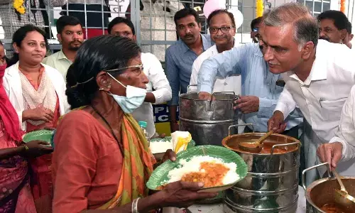 Telangana launches Rs 5 meal scheme for patients attendants