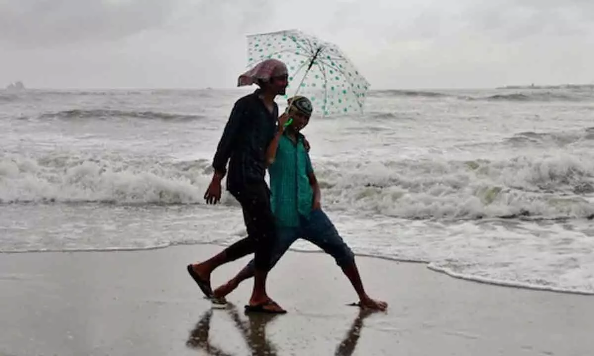 IMD forecasts early arrival of southwest monsoon, to hit Telugu states in June first week