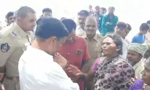 MLA Jaradoddi Sudhakar faces bitter experience in Kodumur