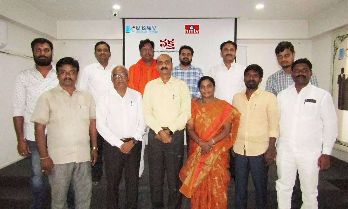 Director (training) Kapil Group, faculty of the training programme D Bal Reddy third from left with the Vaktha participants