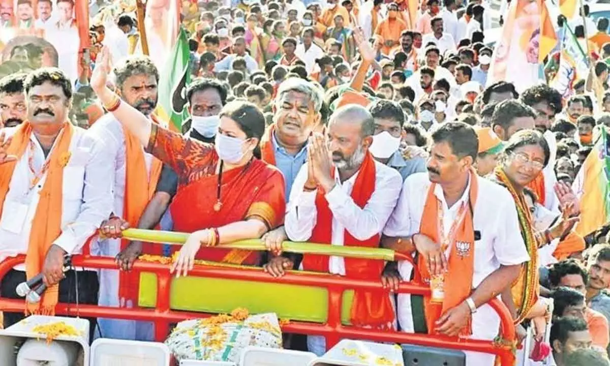 Buoyed by Bandi Sanjay Kumars yatra, BJP sees TRS pressing panic button