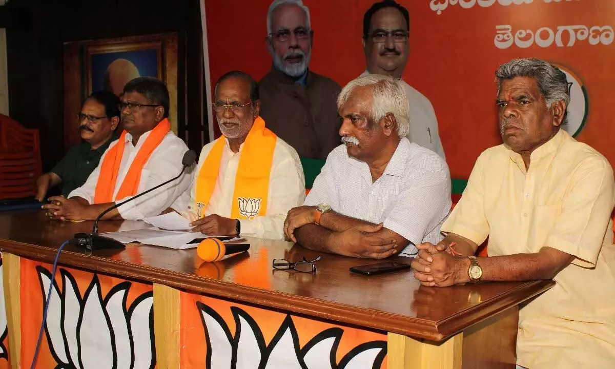 Telangana BJP leaders lash out at TRS & State ministers